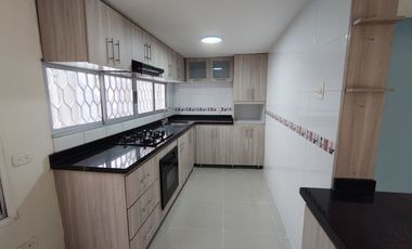 casa en arriendo en paraíso. Cod A107187