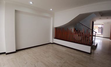 casa en arriendo en alamos. Cod A7344924