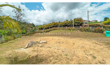 Finca Independiente con Piscina Vía Aeropuerto - Hipódromo