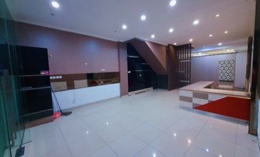 Dijual Ruko Asia Tropis Kota Harapan Indah Bekasi Jawa Barat Lokasi Strategis Di Jl utama ROW 50 Meter Furnish