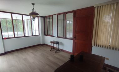 casa en arriendo en pance. Cod A10832
