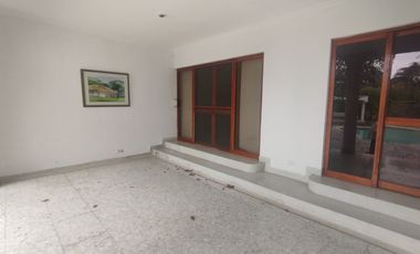 casa en arriendo en pance. Cod A10832