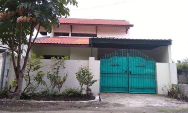 Rumah Gayungsari Barat daerah Gayungan Kota Surabaya