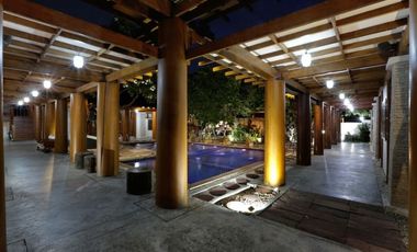 Unique Thai Bali style villa on a land of 1600 Sqm in Bangkok, Thailand