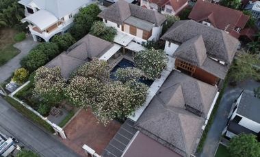 Unique Thai Bali style villa on a land of 1600 Sqm in Bangkok, Thailand