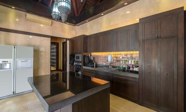 Unique Thai Bali style villa on a land of 1600 Sqm in Bangkok, Thailand