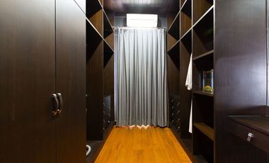 Unique Thai Bali style villa on a land of 1600 Sqm in Bangkok, Thailand