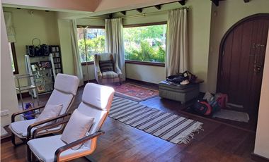 ESPECTACULAR CHALET EN LOMA DE STELLA MARIS