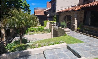 ESPECTACULAR CHALET EN LOMA DE STELLA MARIS