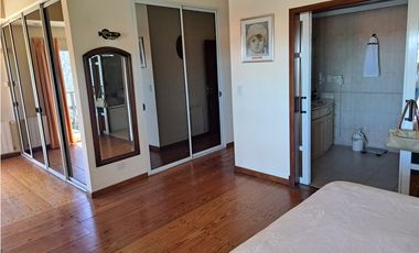 ESPECTACULAR CHALET EN LOMA DE STELLA MARIS