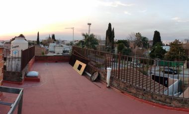 VENTA 2 PH DE DOS AMBIENTES EN PLANTA ALTA, VILLA BALLESTER