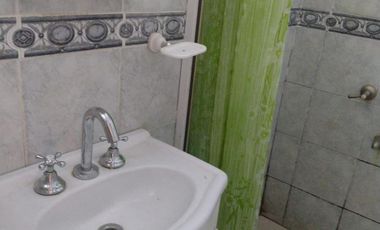 VENTA 2 PH DE DOS AMBIENTES EN PLANTA ALTA, VILLA BALLESTER