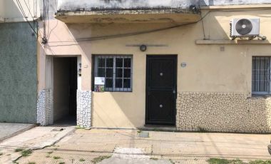 Departamento Tipo Casa en venta en Sarandi Este