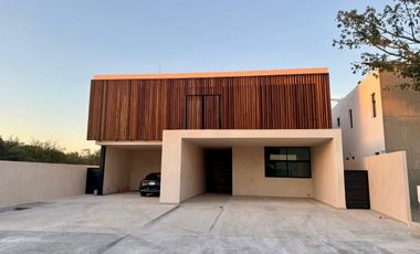 Casa en venta en Residencial Nortemerida, Komchen, Merida