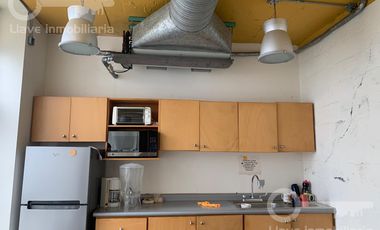 Venta de Edificio de Oficinas con 3 niveles en calle Madero, Col. María de la Piedad, Coatzacoalcos, Ver.