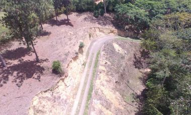 Venta o permuta de parcelas en conjunto  cazadores resort