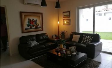 VERSALLES / QUINTAS DE VERSALLES / 256m2 / 3 HABITAC. + HAB. SERVICIO