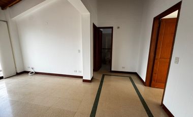 apartamento en arriendo en el esmeraldal. Cod A214889