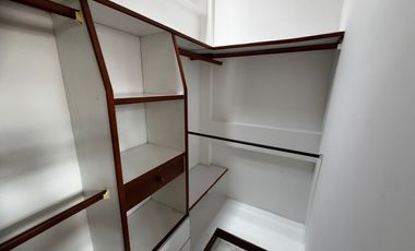 apartamento en arriendo en el esmeraldal. Cod A214889