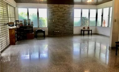 SE VENDE CASA EN EL CARMEN $550,000