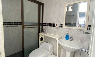 CASA PARA LE VENTA BARRIO PEREZ BELLO