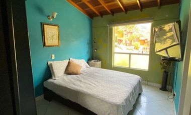 CASA PARA LE VENTA BARRIO PEREZ BELLO