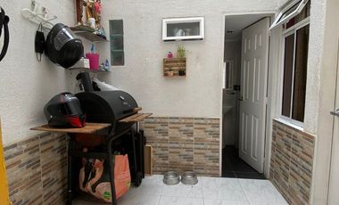 CASA PARA LE VENTA BARRIO PEREZ BELLO