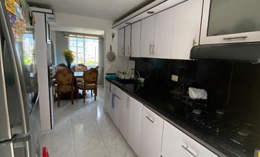 CASA PARA LE VENTA BARRIO PEREZ BELLO