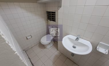 COD. 4419 - SE ARRIENDA LOCAL - BARRIO: JARDINES DE COAVICONSA