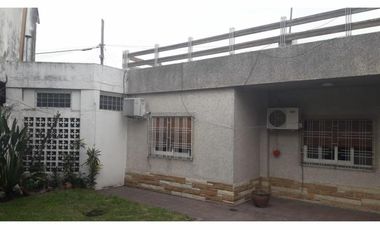 Casa 4 amb, patio, terraza, Local - LOMA HERMOSA CENTRO