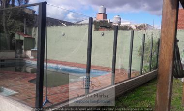 Manuelita De Rosas al 1700 / Banfield