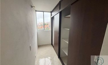 apartamento en arriendo en pradito. Cod A9433393