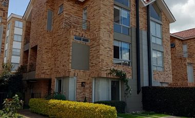 casa en arriendo en chía. Cod A7212401
