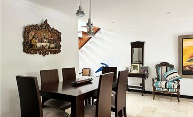 Casa en Arriendo Los Balsos Medellín
