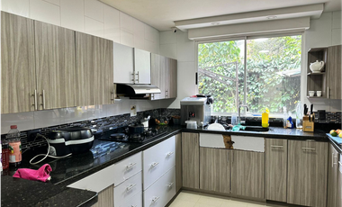 Casa en Arriendo Los Balsos Medellín