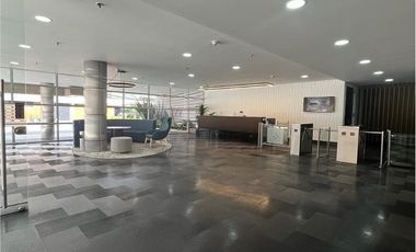 oficina en arriendo en chico norte. Cod A226