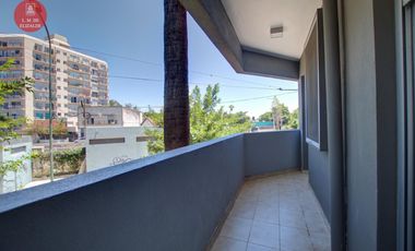 Centenario y Brasil - Divino 3 amb con parrilla y cochera doble - Venta - Béccar