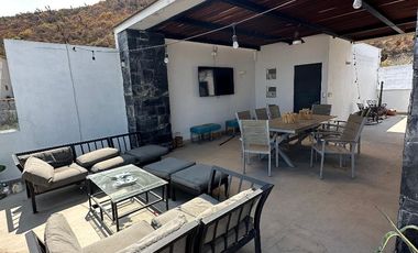 Hermosa casa en Prados de San Jeronimo con Alberca (HCV-029-29567 SS)