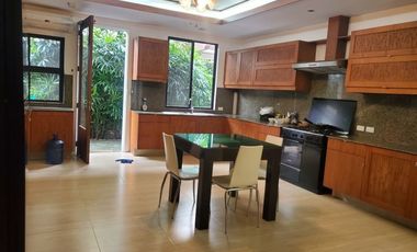 Modern House in Bel Air For Sale