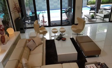 Modern House in Bel Air For Sale