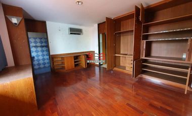ขาย - บ้านเดี่ยว 3 ชั้น พร้อมชั้นใต้ดิน 180 ตรว หลังห้างพาราไดซ์ปาร์ค ถนนศรีนครินทร์