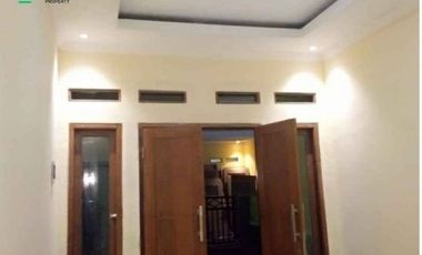 MANTEP BANGET !!!! RUMAH MEWAH BERSIH DAN RAPIH di Lamongan