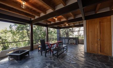 CASA EN VENTA  EN VALLE DE BRAVO