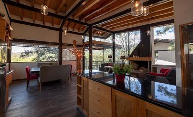 CASA EN VENTA  EN VALLE DE BRAVO