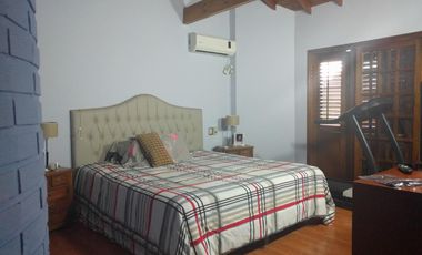 Excelente chalet en Remedios de Escalada