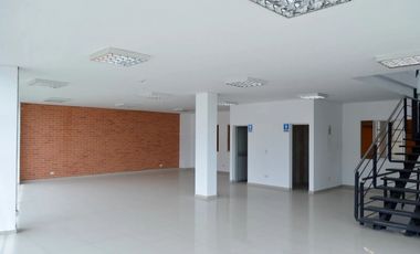 BODEGA EN ARRENDAMIENTO 2.700 M2 MOSQUERA