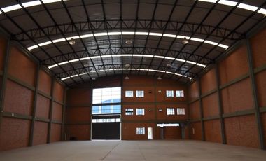 BODEGA EN ARRENDAMIENTO 2.700 M2 MOSQUERA