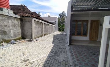 Buruan,Beli Rumah Apik dan Lingkungan Nyaman Hanya 500jt-an di Seyegan