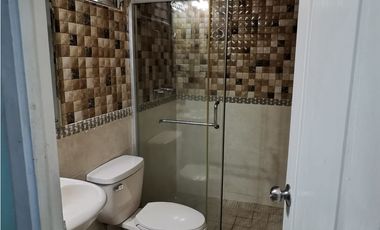 SE VENDE CASA DE ESQUINA EN BRISAS DEL GOLF ARRAIJAN 475 MTS
