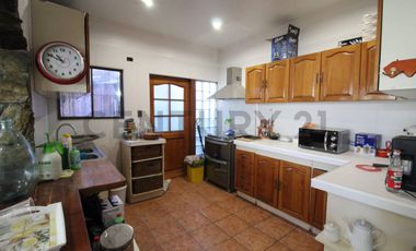 Se vende casa uso comercial sector Tongoy